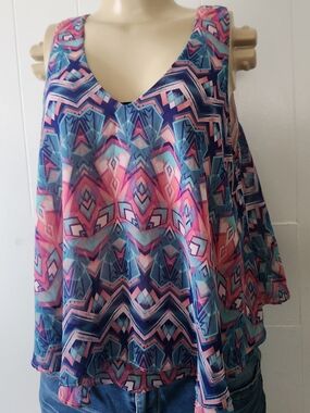 Decree Multicolor Geometric Print Tank Top — Pink, Blue, Purple